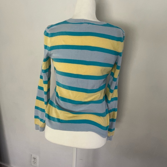 American eagle v neck sweater - Picture 2 of 2